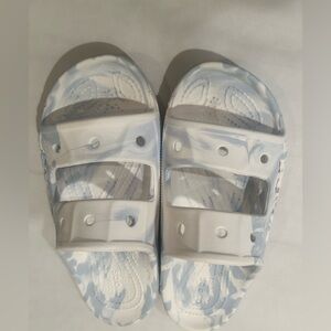 Crocs Unisex Blue and White Adult Sandals Size M 5 W 7/ Retail $55